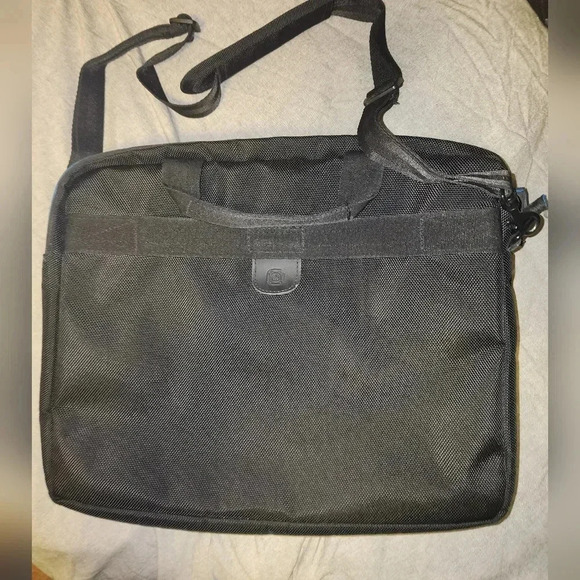 Wenger JETT Carrying Case for 14.1" Notebook - Black, Blue Swiss Gear - Picture 3 of 7